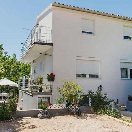 Apartment Ella Rogoznica  Exterior foto